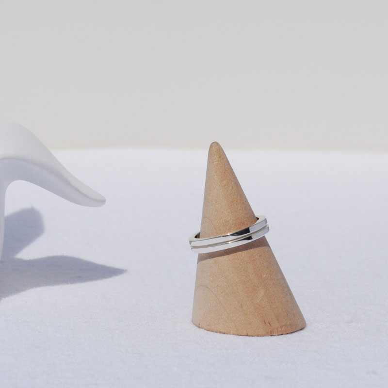 Bague anneau double en argent massif sobre, simple et raffinée.